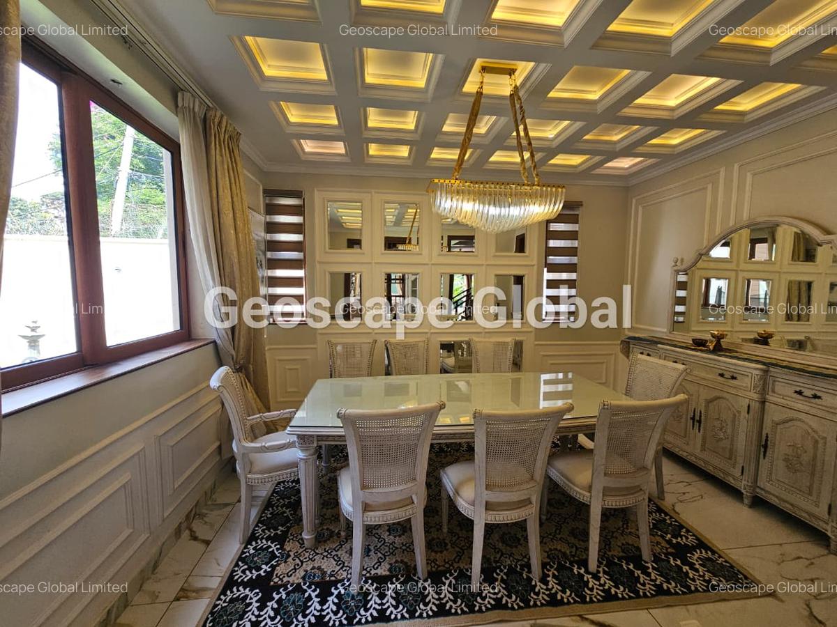 6 Bed House with En Suite in Lavington - 7