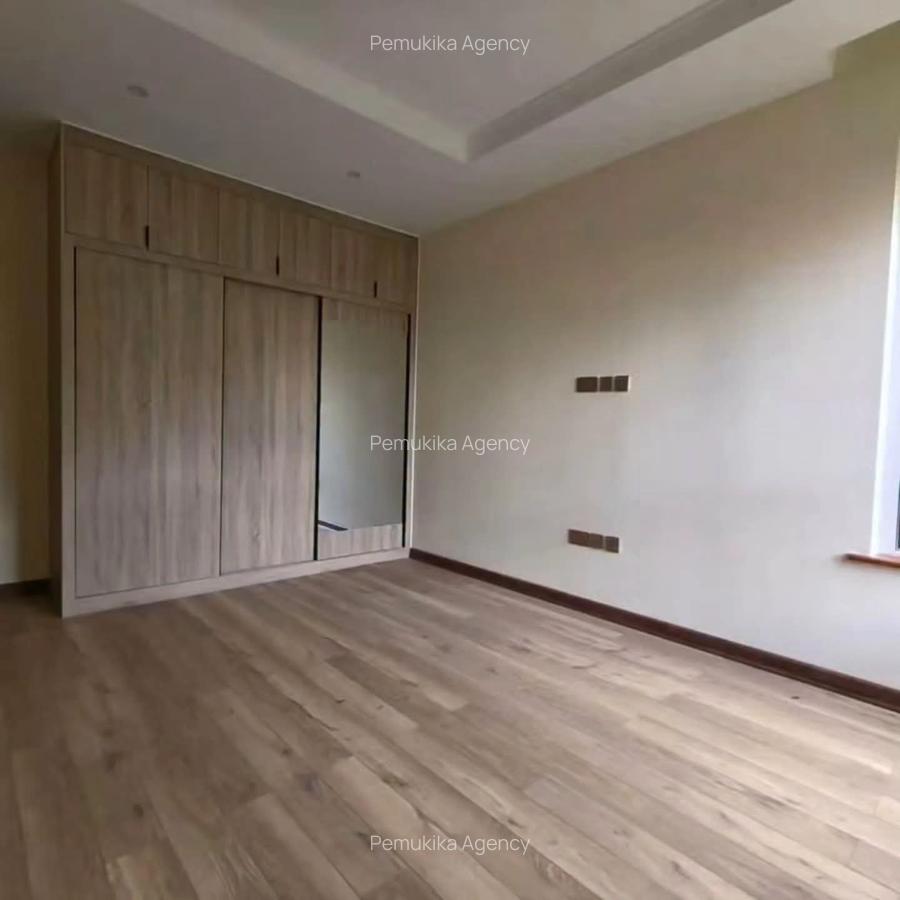 4 Bed Townhouse with En Suite in Runda - 11