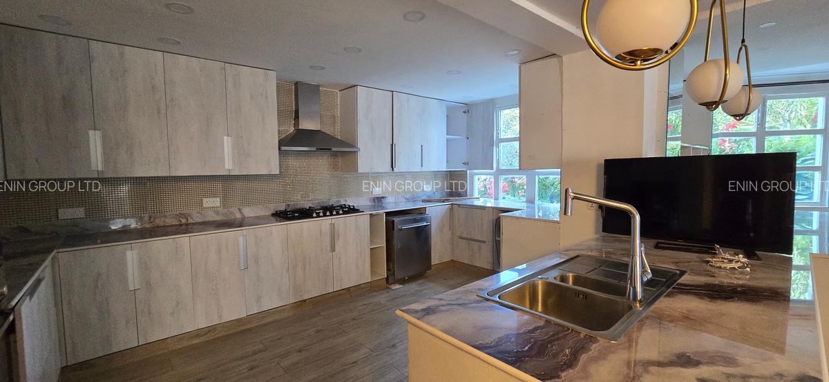 5 Bed House with En Suite at Runda - 7
