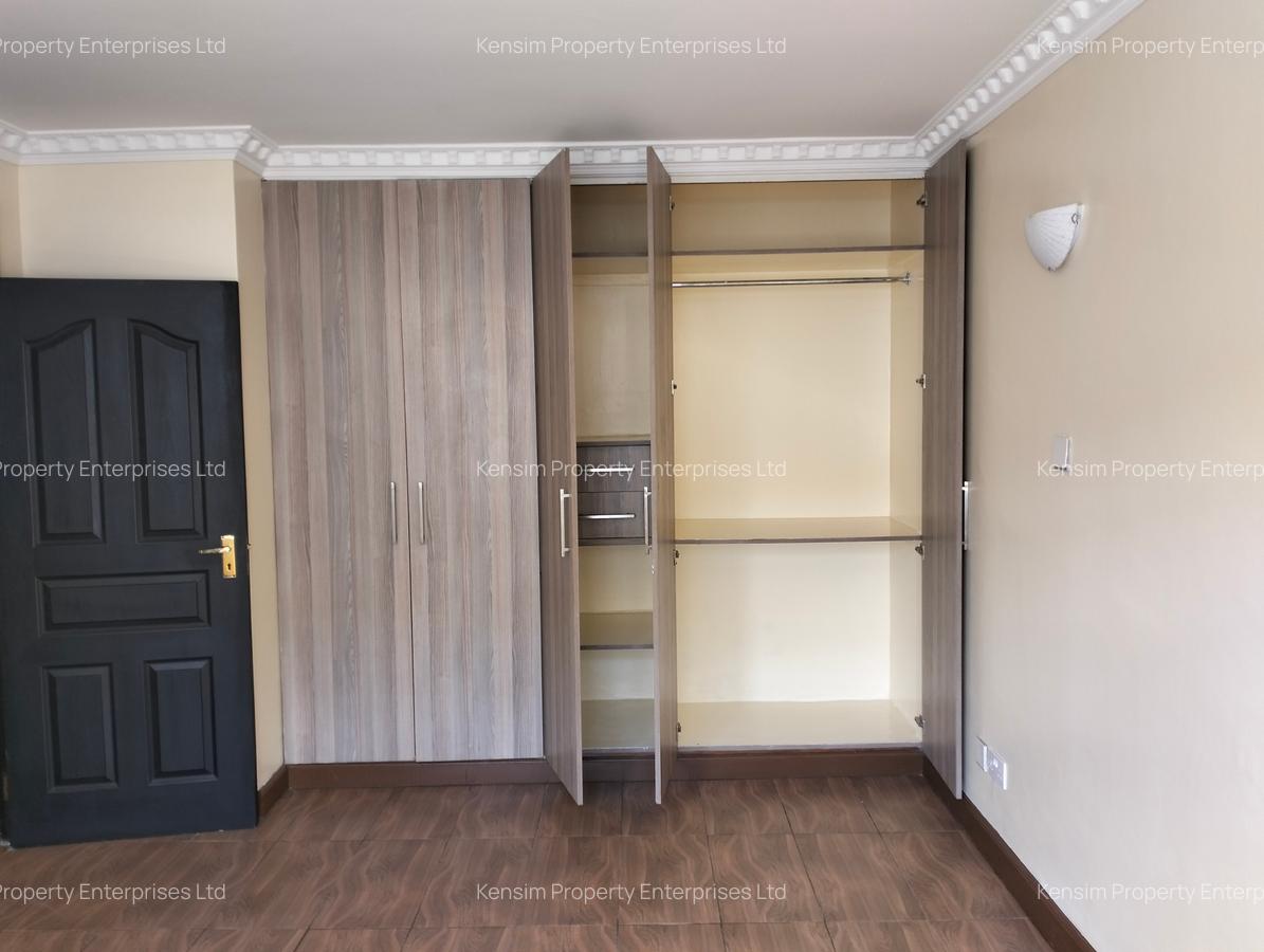 5 Bed Townhouse with En Suite in Lavington - 15
