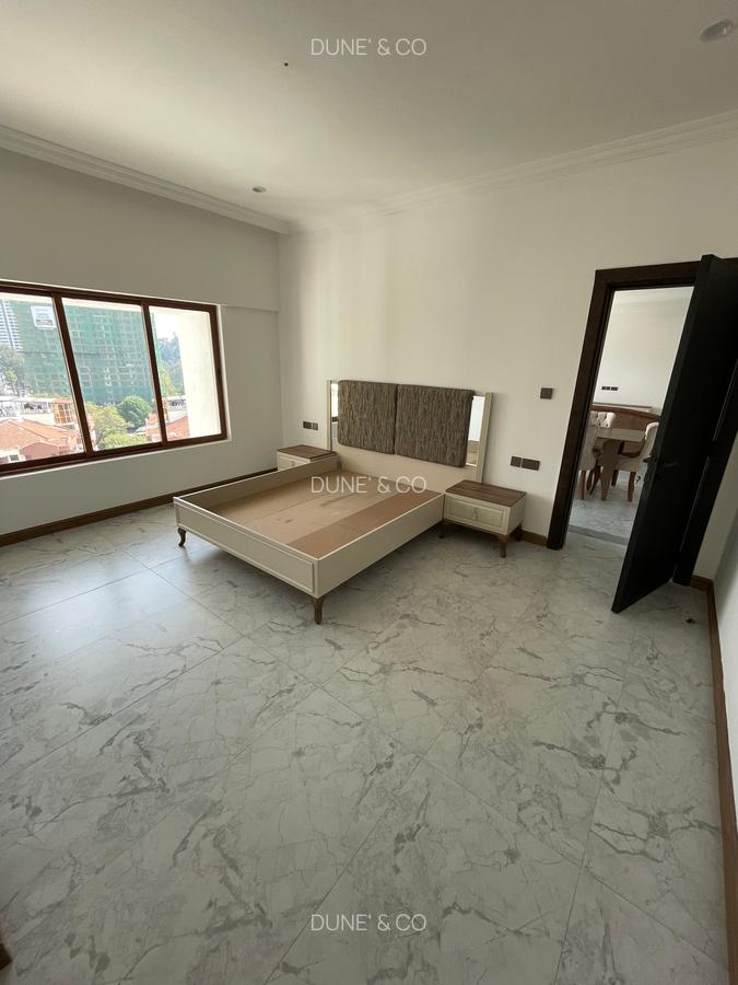 Serviced 3 Bed Apartment with En Suite in Kileleshwa - 11