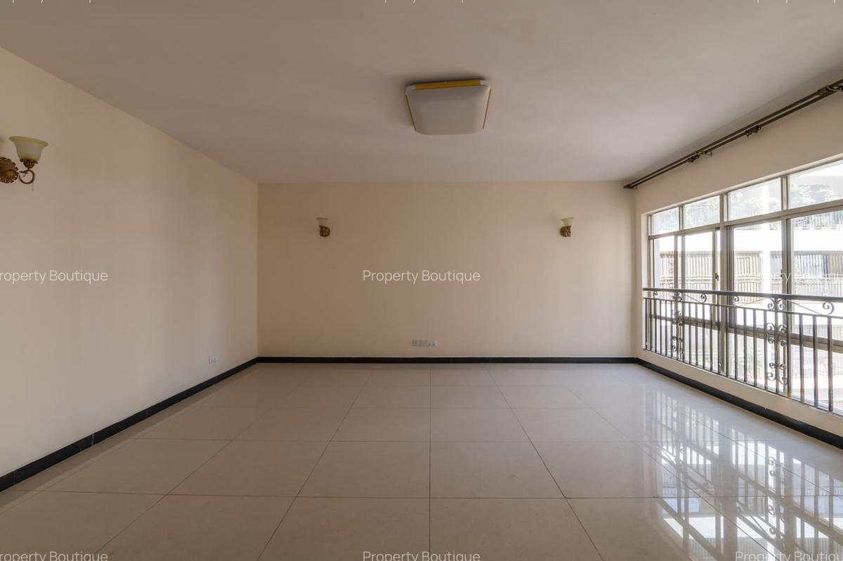 3 Bed Apartment with En Suite in Kilimani - 2