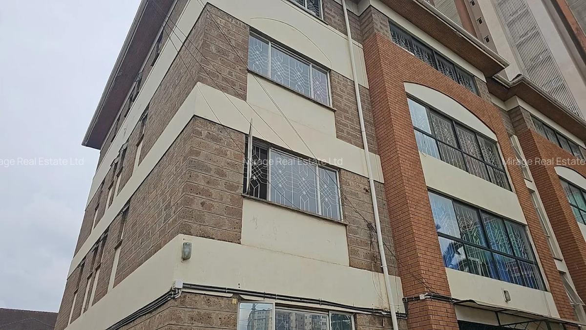 Commercial Property with Service Charge Included in Hurlingham - 1