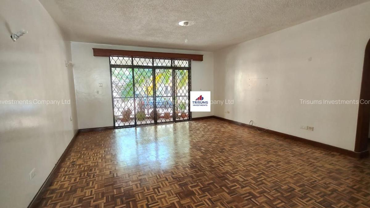 4 Bed Apartment with En Suite in Westlands Area - 1