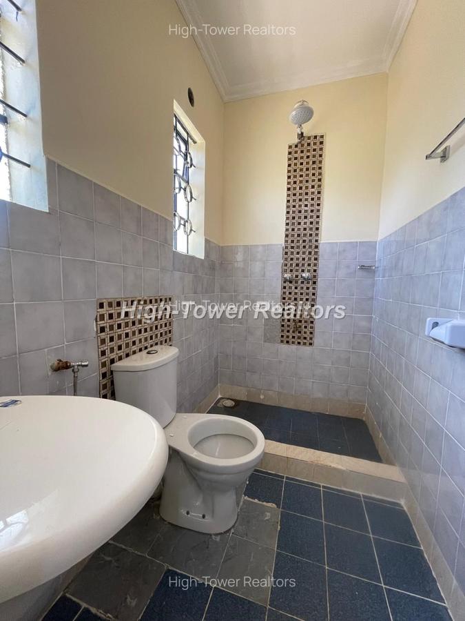 3 Bed Townhouse with En Suite in Karen - 5