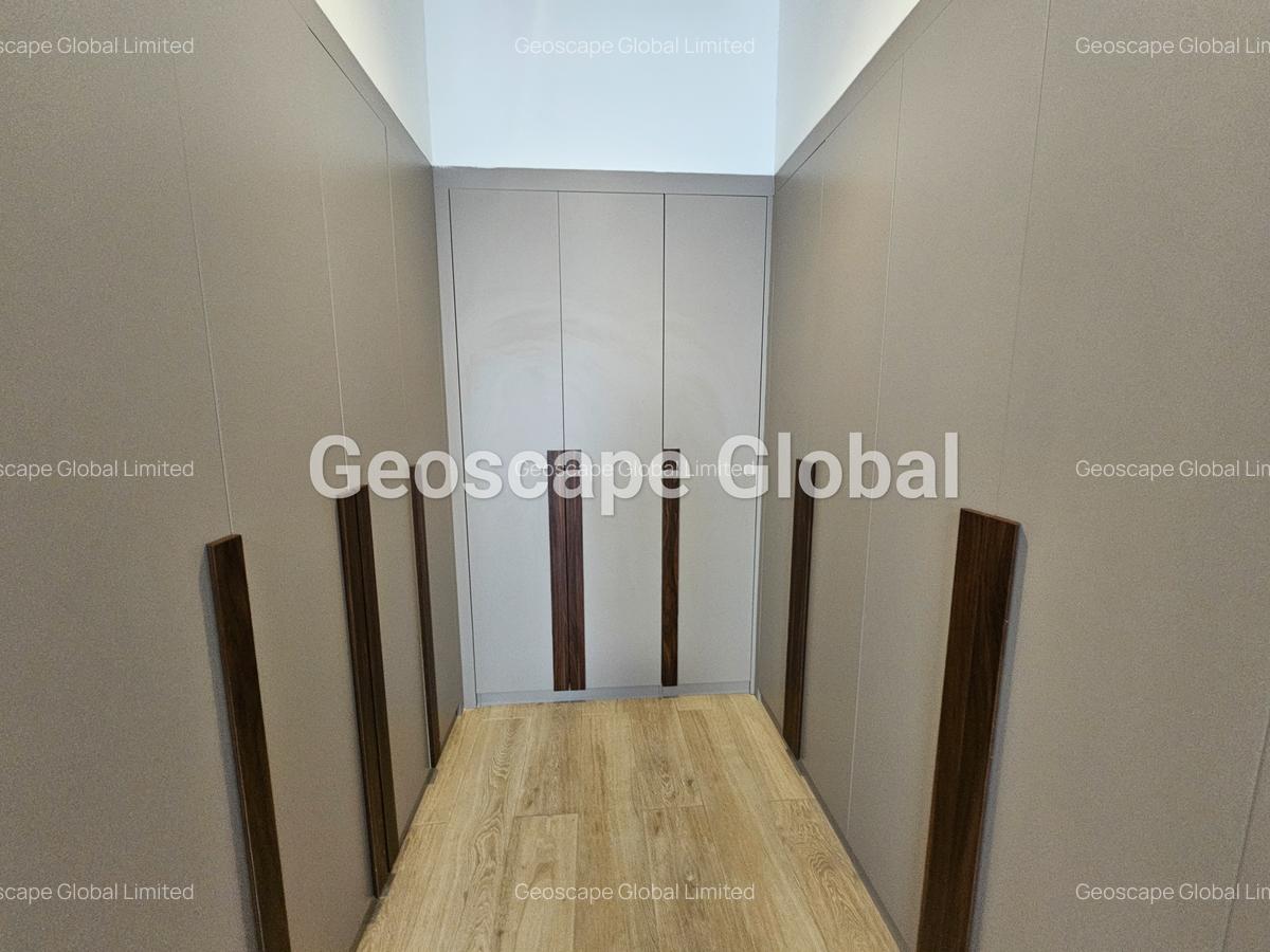 Furnished 3 Bed Apartment with En Suite in Rosslyn - 10