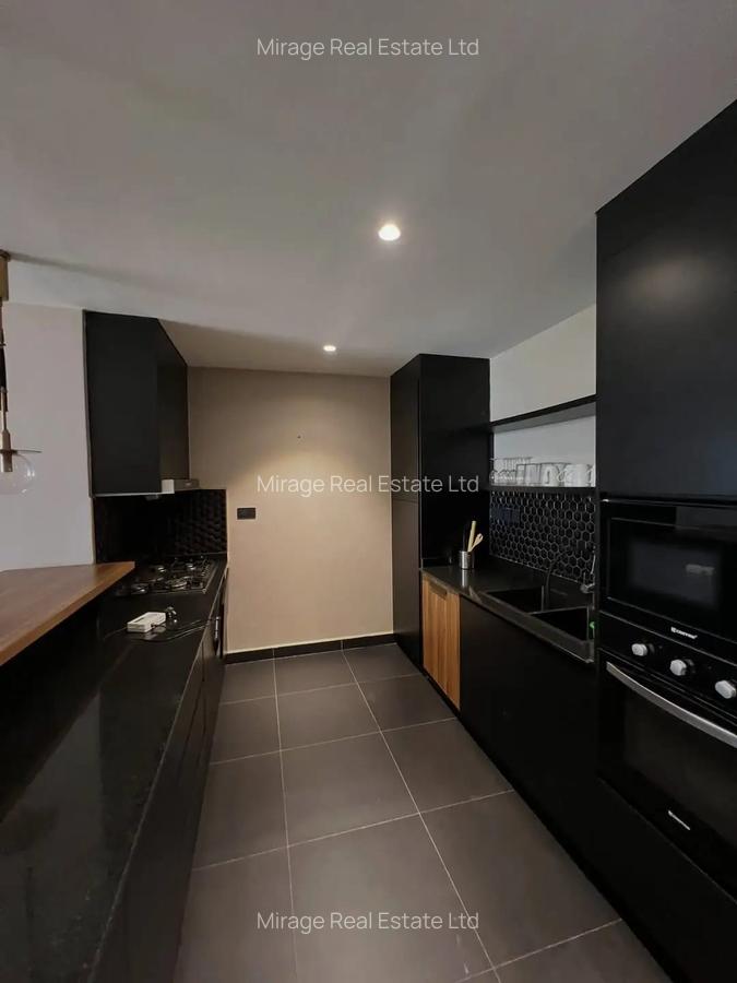 3 Bed Apartment with Swimming Pool in Brookside - 3