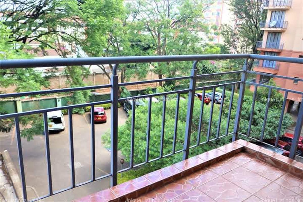 3 Bed Apartment with En Suite in Kilimani - 2