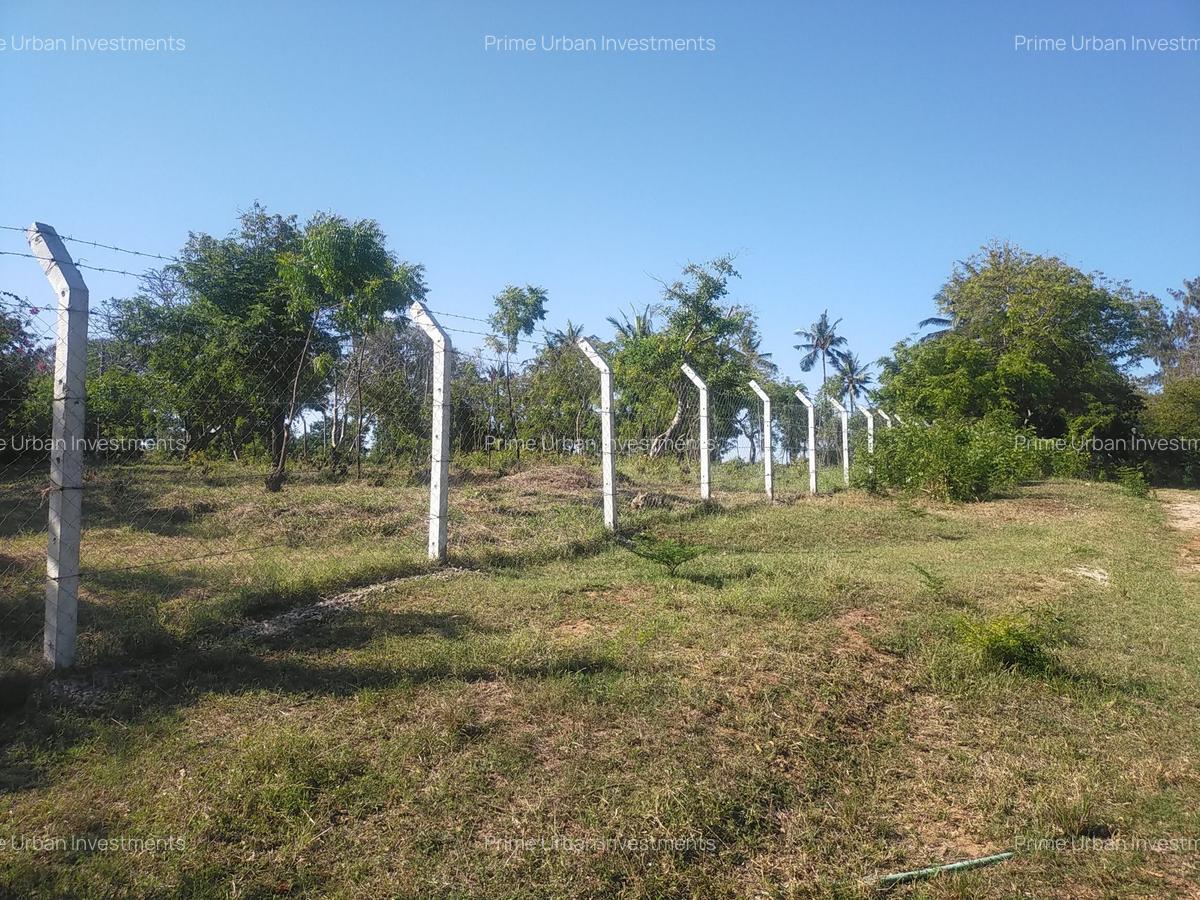 1,012 m² Land at Kikambala Beach - 17
