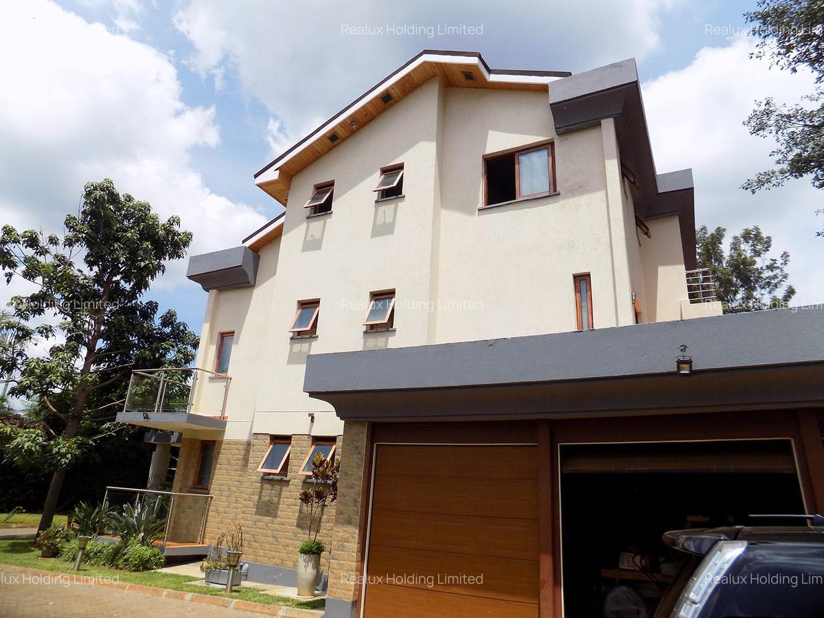 7 Bed Villa with En Suite in Kiambu Road - 4