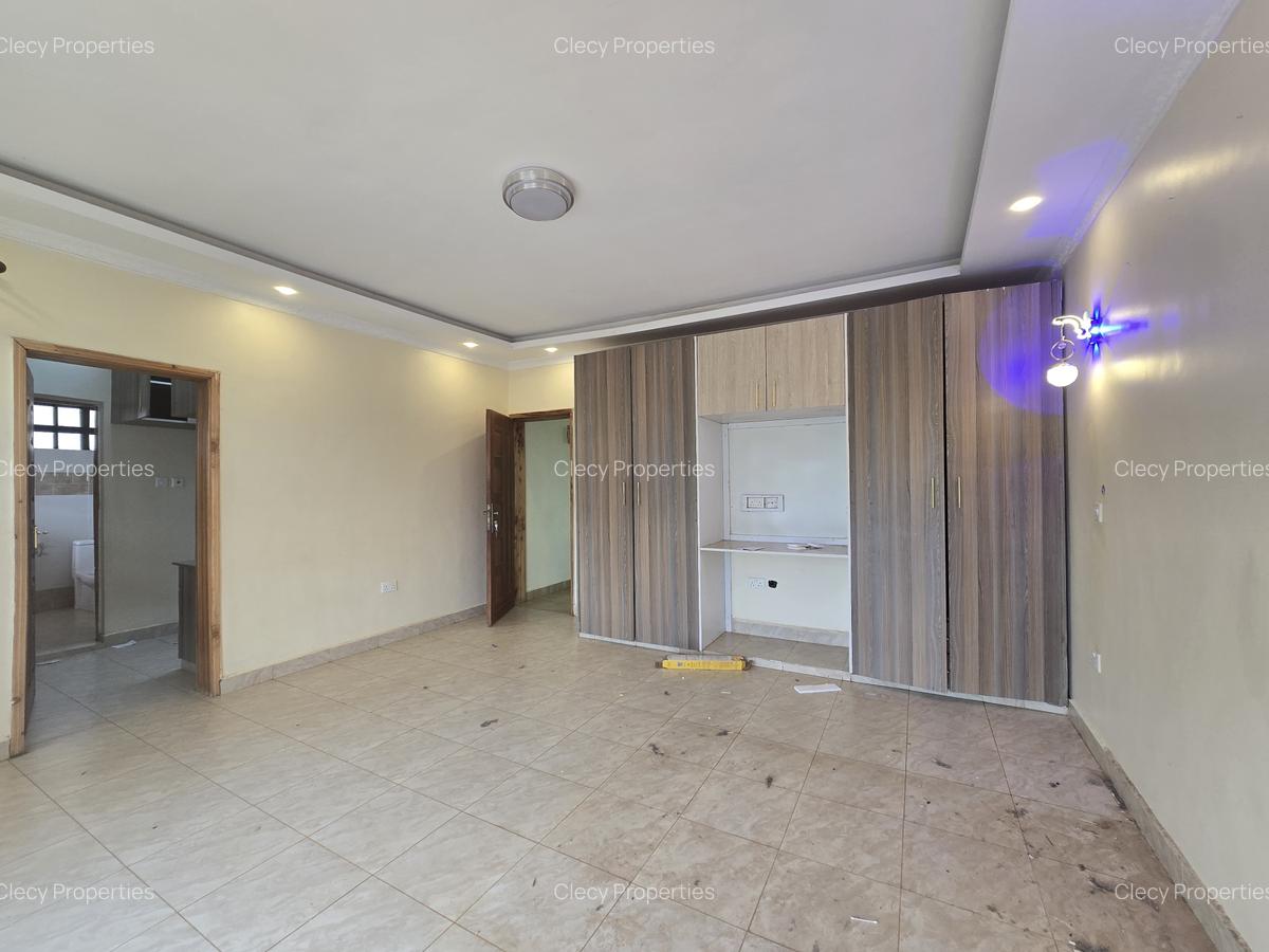 4 Bed House with En Suite at Mugutha - 8