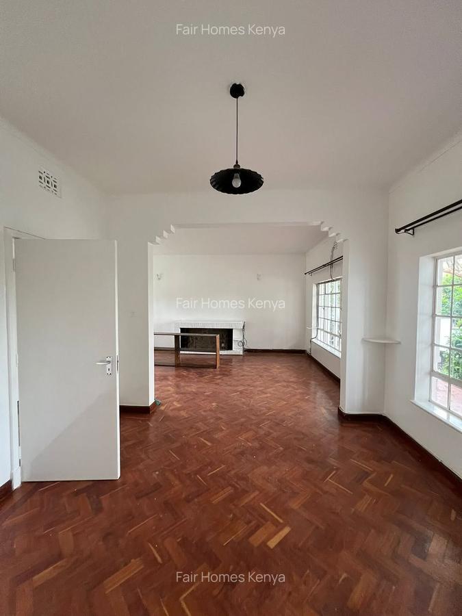 3 Bed House with En Suite at Lavington Green - 11