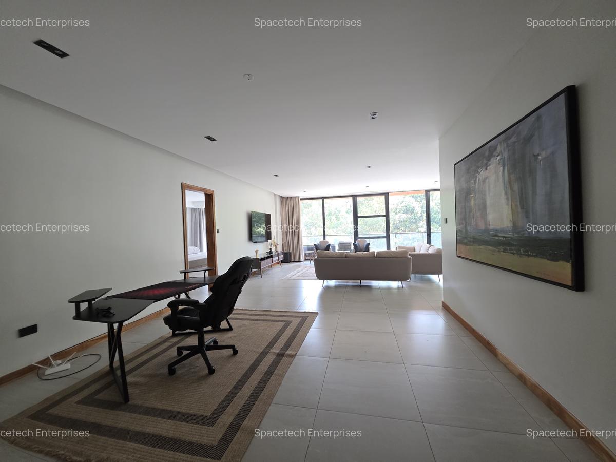 Furnished 4 Bed Apartment with En Suite in Spring Valley - 13
