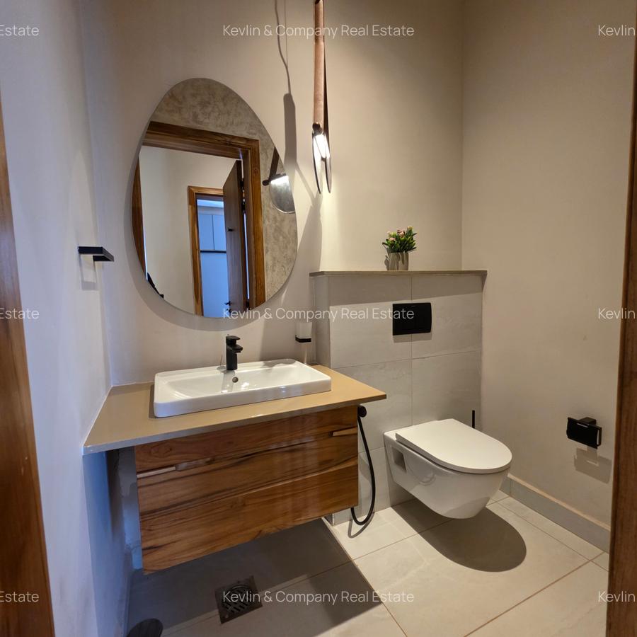 4 Bed Townhouse with En Suite in Loresho - 16