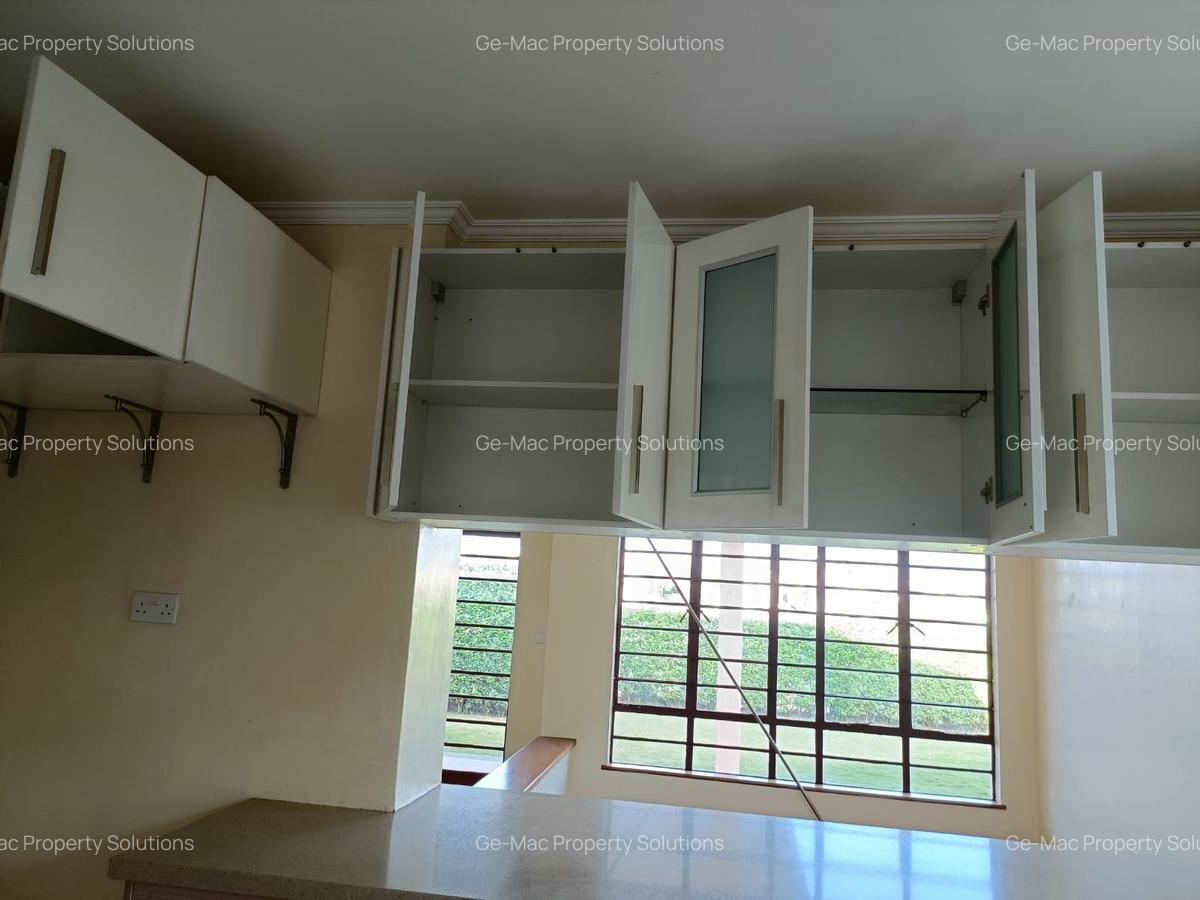 4 Bed House with En Suite in Kiambu Road - 8
