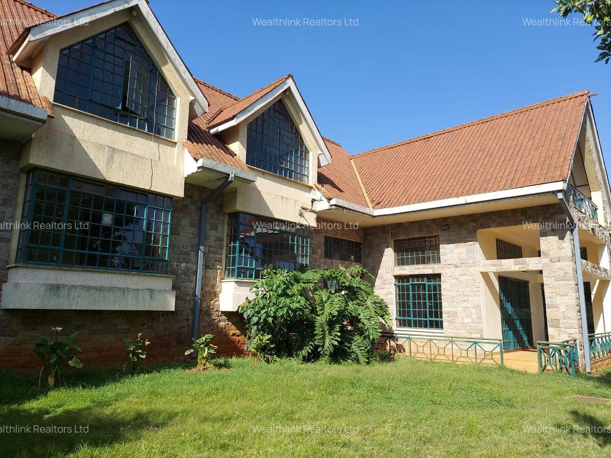 4 Bed House with En Suite at Karen - 2