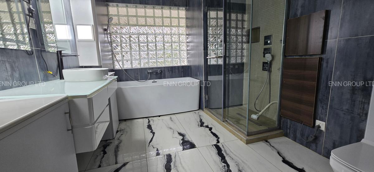5 Bed House with En Suite at Runda - 17