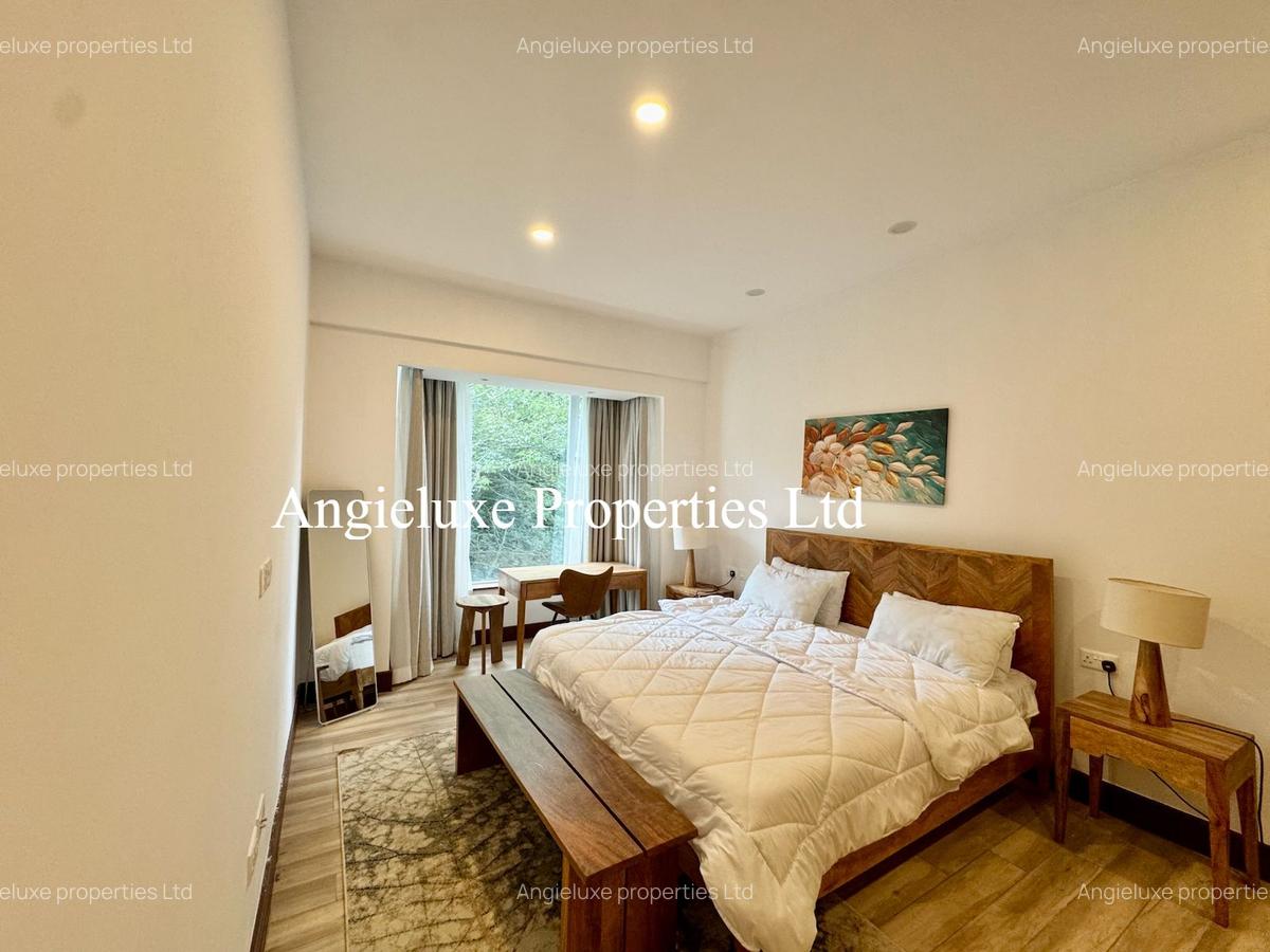 Furnished 3 Bed Apartment with En Suite at City Park Drive - 9