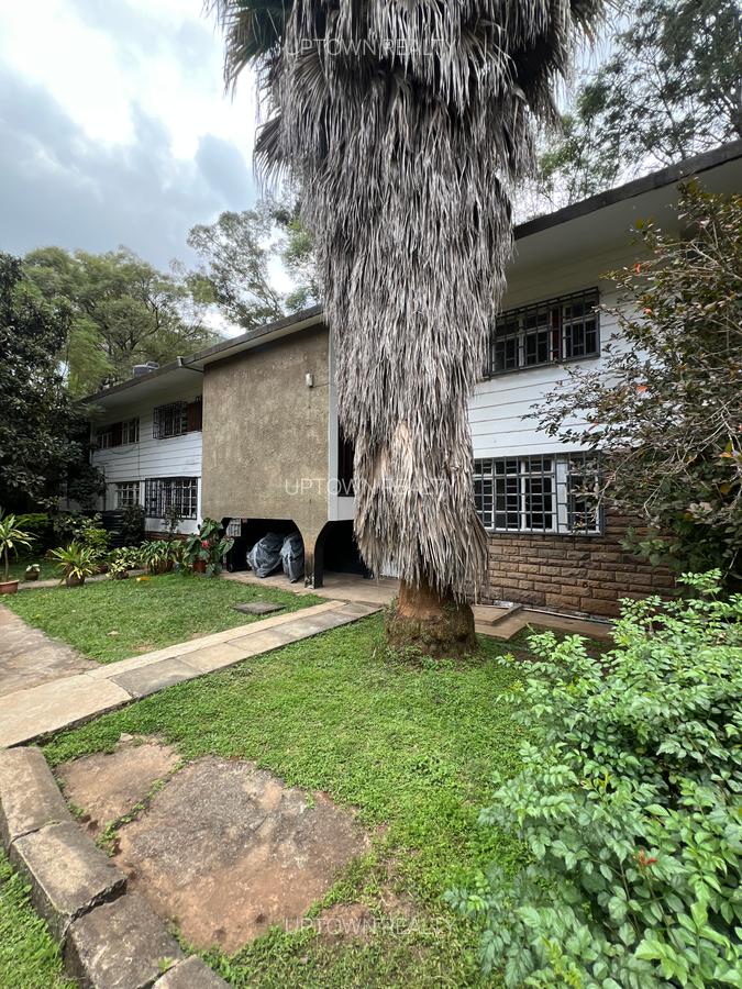 3 Bed Townhouse with Garden at Rhapta Road - 1