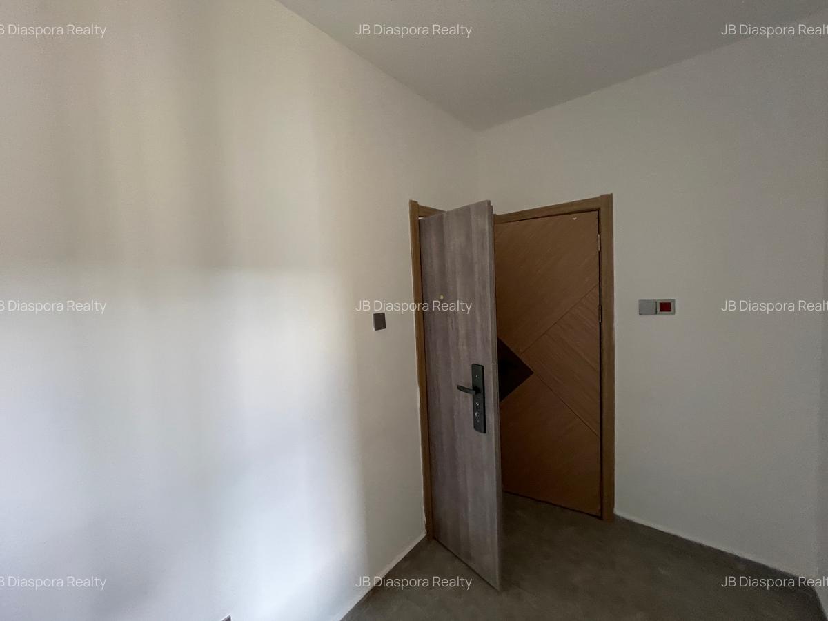 3 Bed Apartment with En Suite in Riverside - 7