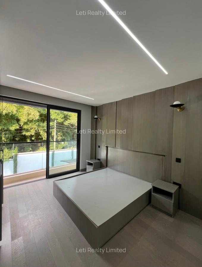 6 Bed Townhouse with En Suite in Lavington - 13