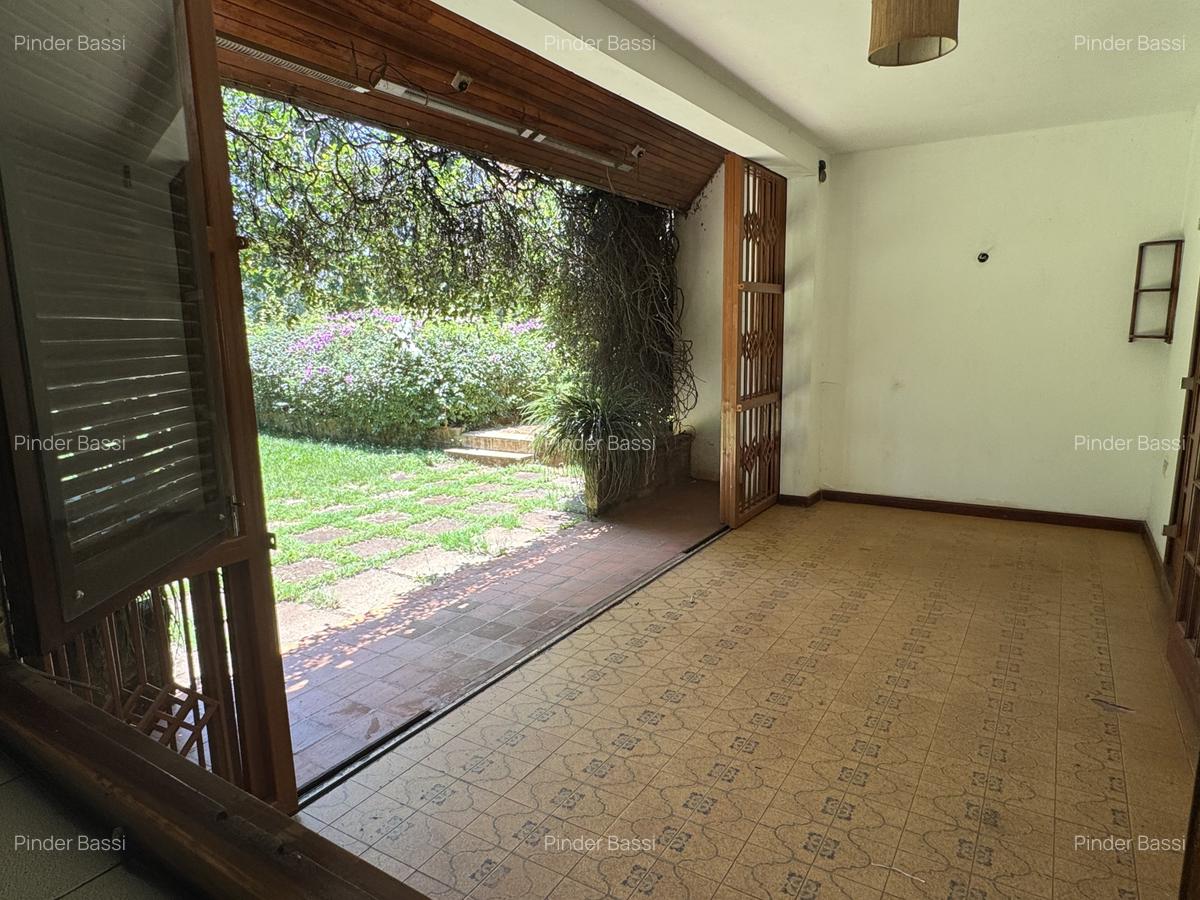 4 Bed House with En Suite in Thigiri - 10