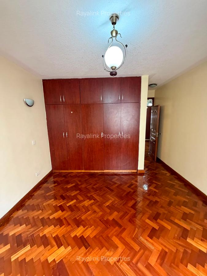 3 Bed Apartment with En Suite at Mbaazi Avenue - 12