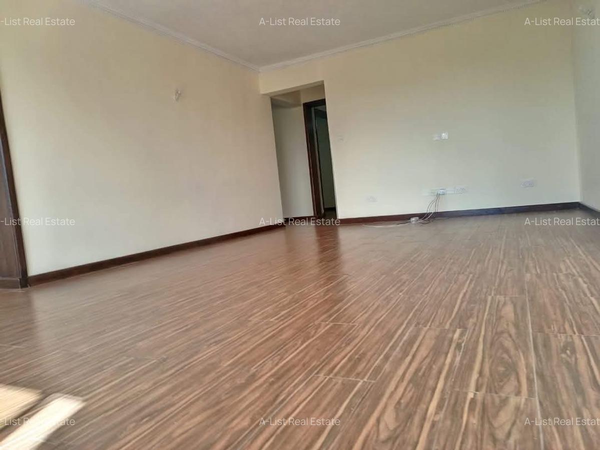 3 Bed Apartment with En Suite at Brookside Drive - 3