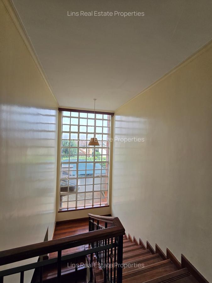 4 Bed Townhouse with En Suite in Runda - 7