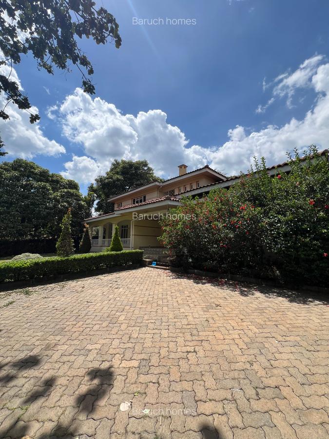 4 Bed Villa with En Suite in Runda - 2