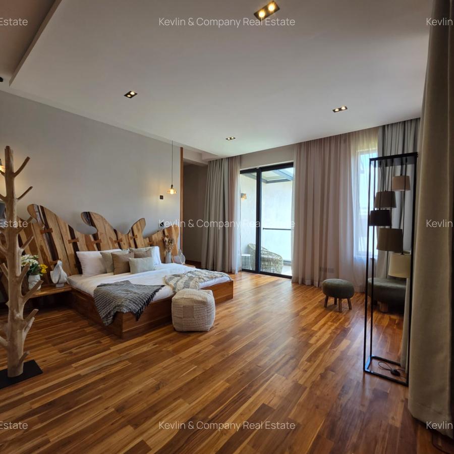 4 Bed Villa with En Suite in Loresho - 17