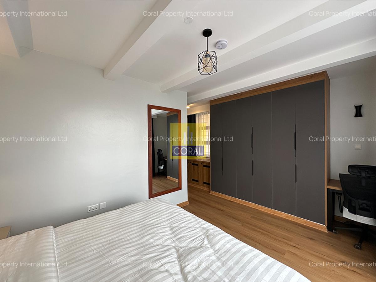 2 Bed Apartment in Ridgeways - 8