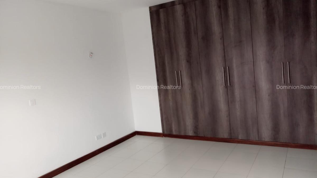 2 Bed Apartment with En Suite at Bohra - 15