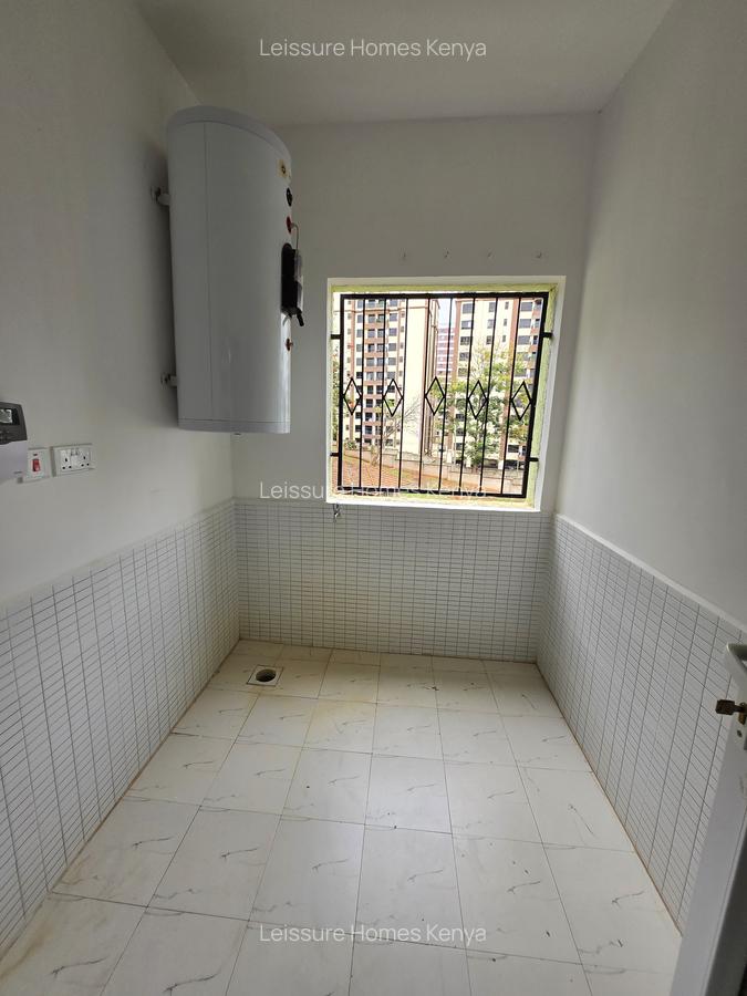 2 Bed Apartment with En Suite at Hatheru Road - 14