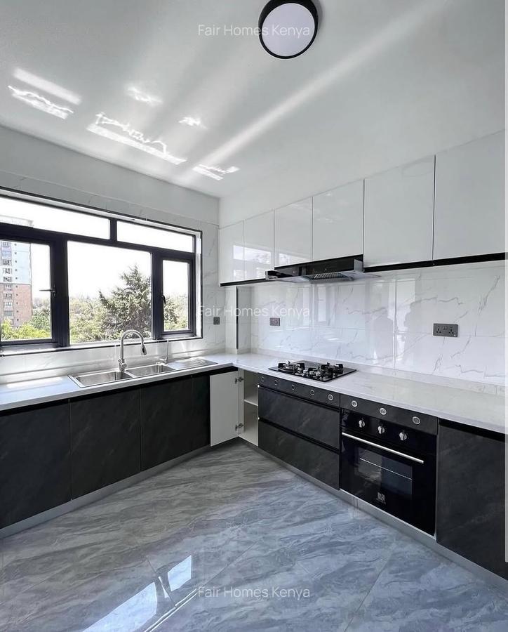 3 Bed Apartment with En Suite at Othaya Road - 3