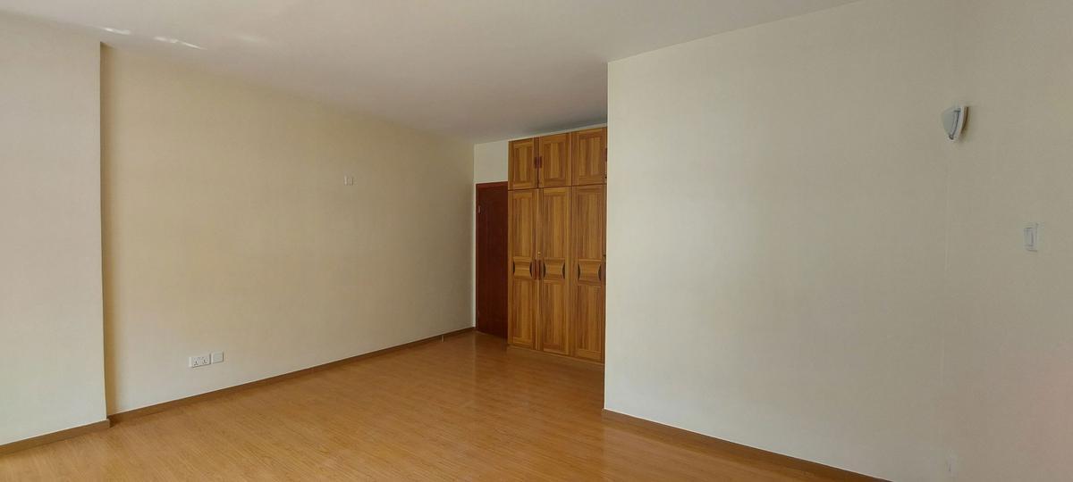 4 Bed Apartment with En Suite in Kilimani - 10