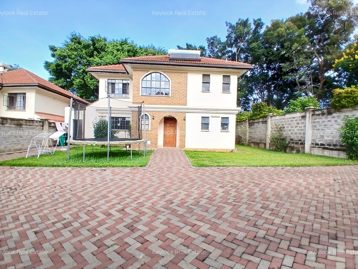 4 Bed Townhouse with En Suite at Lavington Green - 1