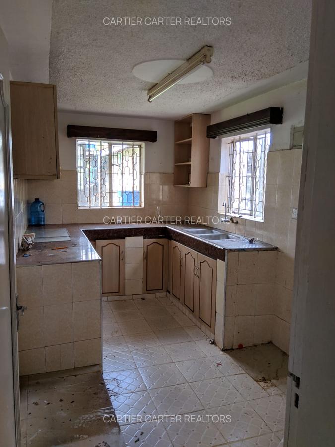 3 Bed Townhouse with En Suite in Kiambu Road - 4