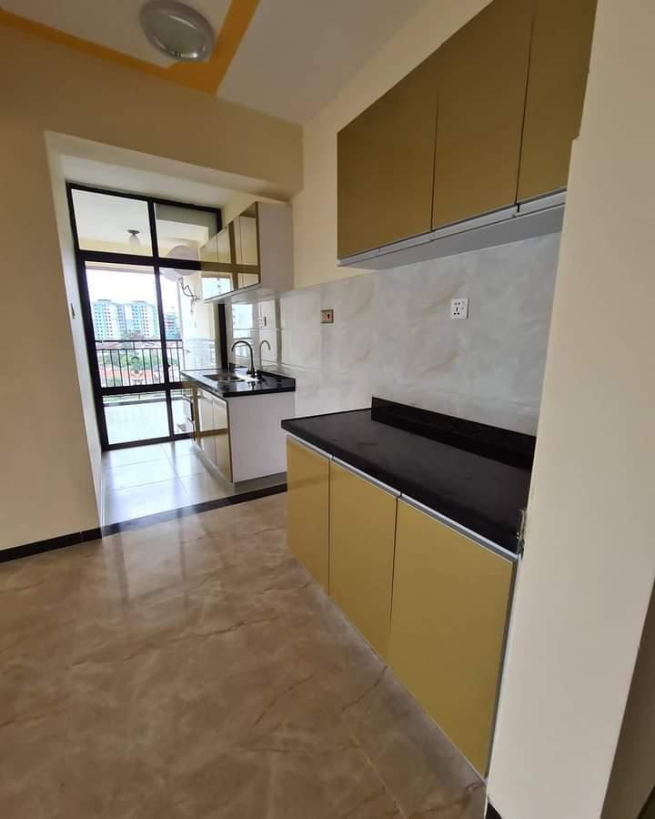 2 Bed Apartment with En Suite in Kilimani - 3