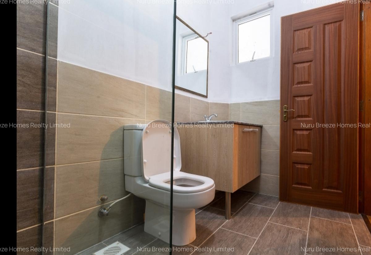 3 Bed Apartment with En Suite in Riverside - 19