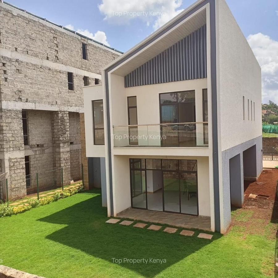 4 Bed House with En Suite at New Runda - 5