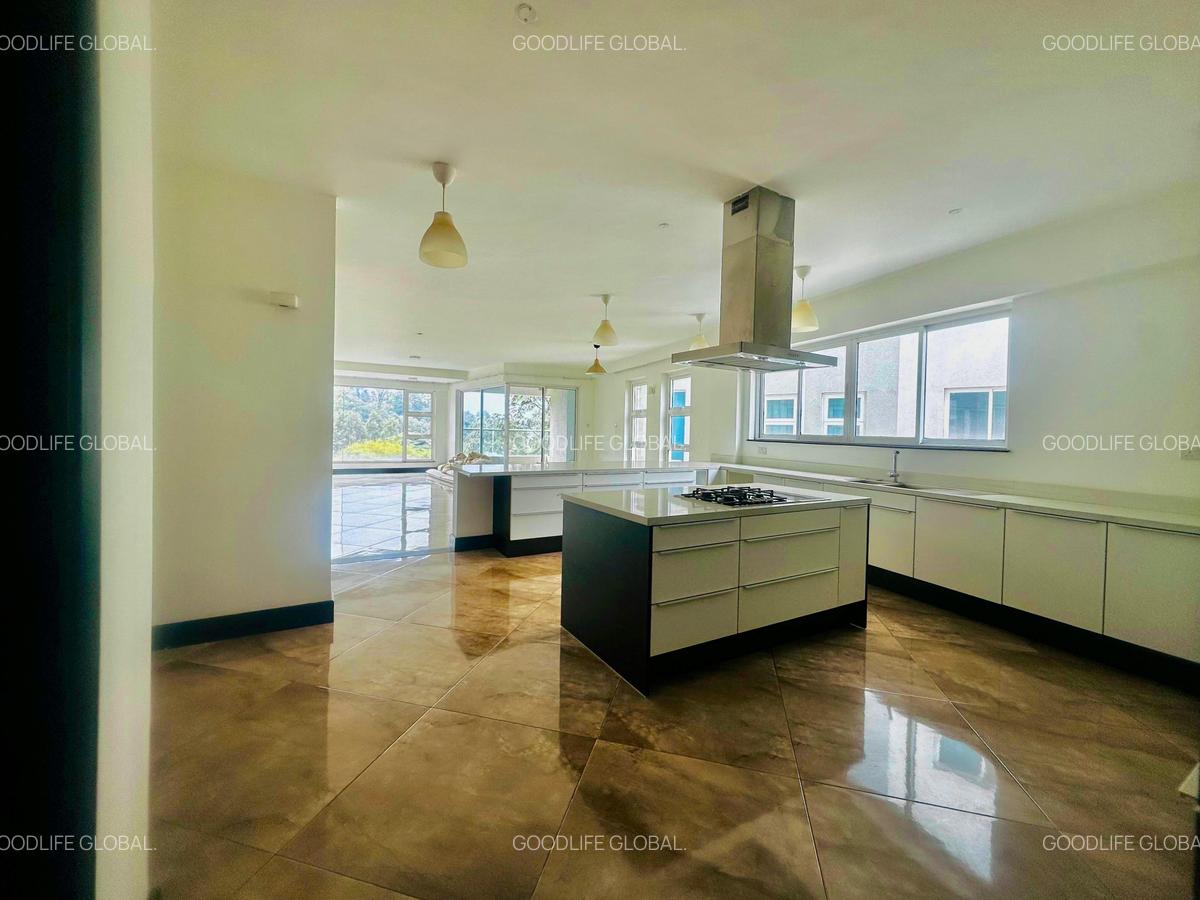 4 Bed Apartment with En Suite at General Mathenge - 9