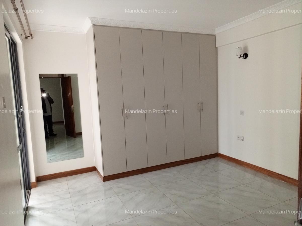 2 Bed Apartment with En Suite at School Lane - 14