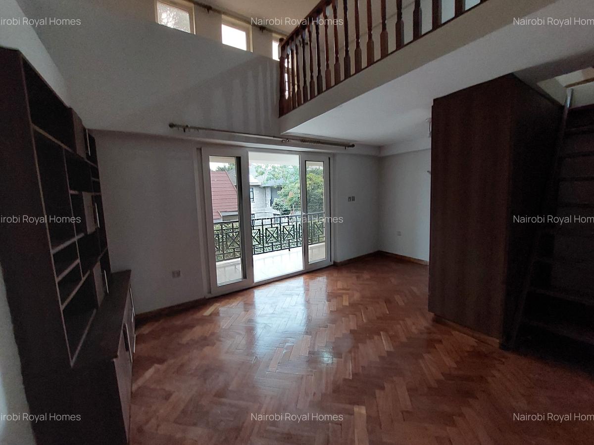 5 Bed Townhouse with En Suite at Convent Drive - 20