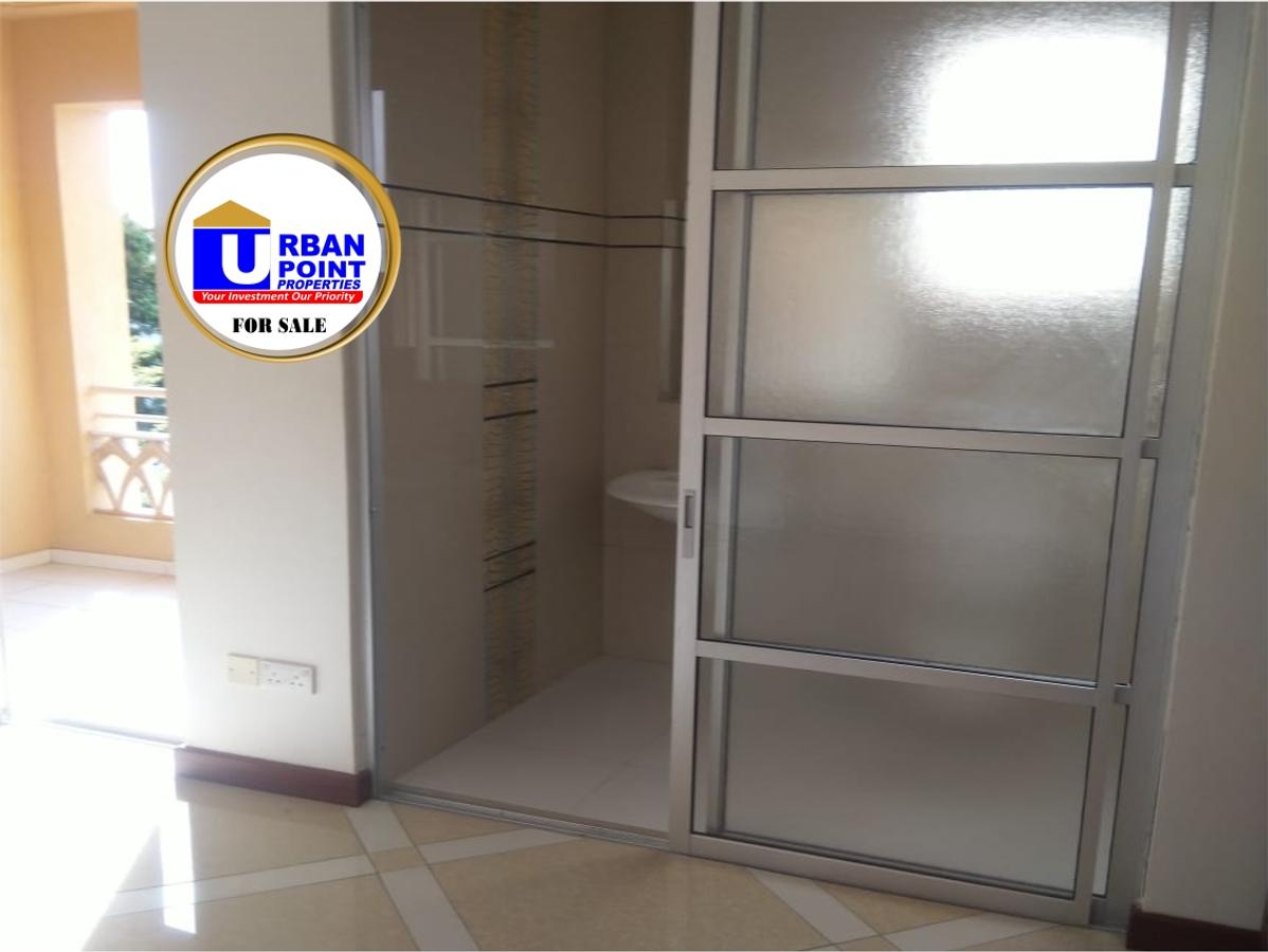 4 Bed Apartment with En Suite in Nyali Area - 4