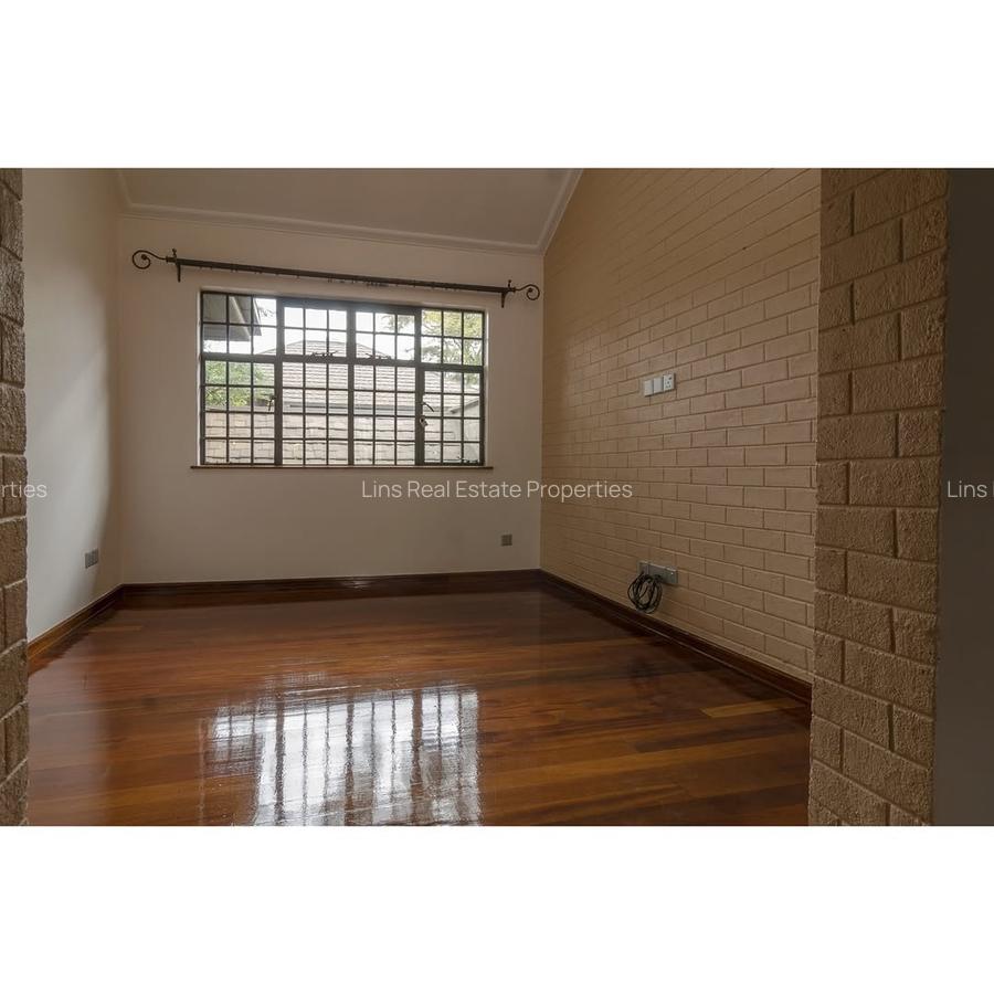 4 Bed Townhouse with En Suite at Peponi Gardens - 7