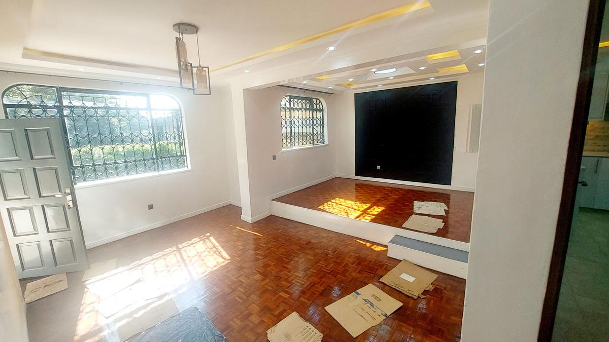 4 Bed Townhouse with En Suite at Chalbi Drive - 8