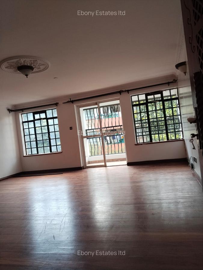 5 Bed Townhouse with En Suite in Kileleshwa - 4