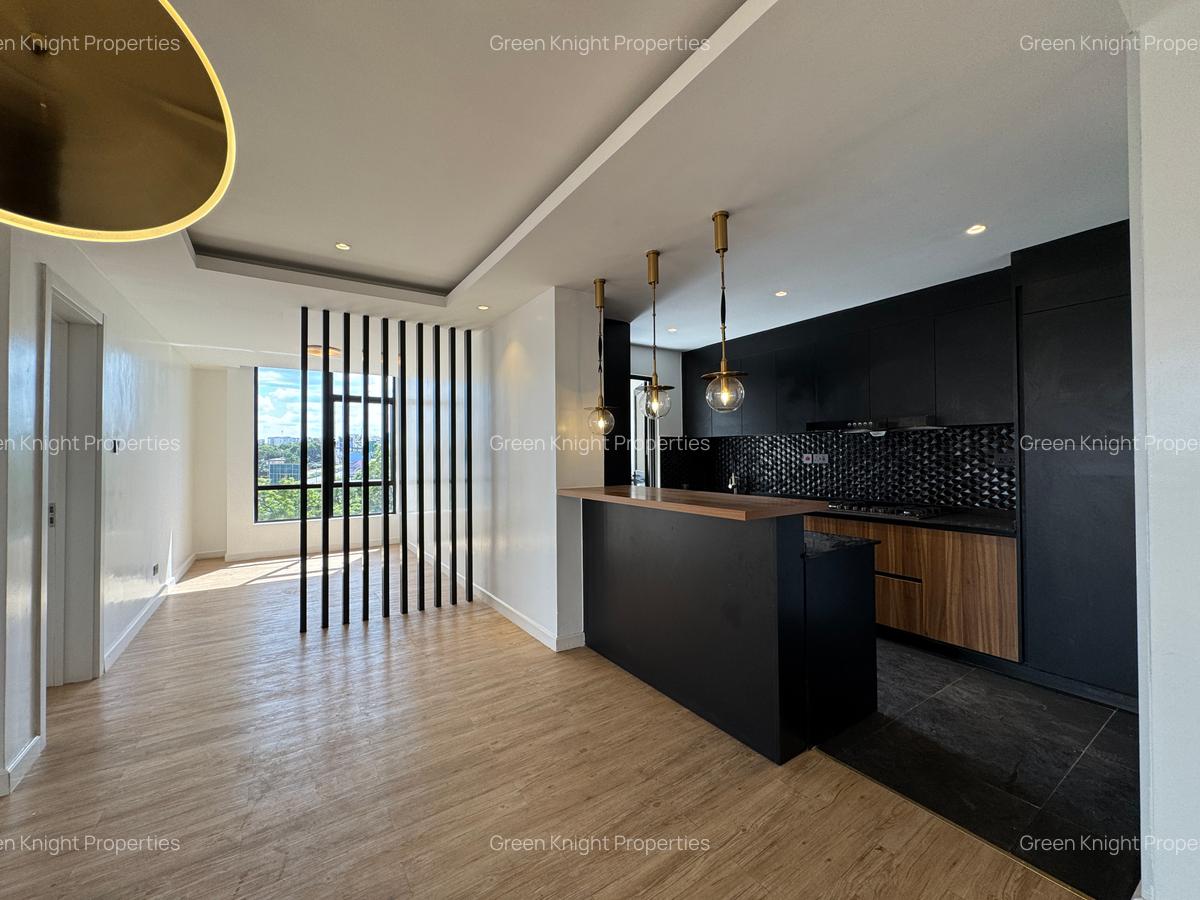 Serviced 2 Bed Apartment with En Suite in Westlands Area - 12