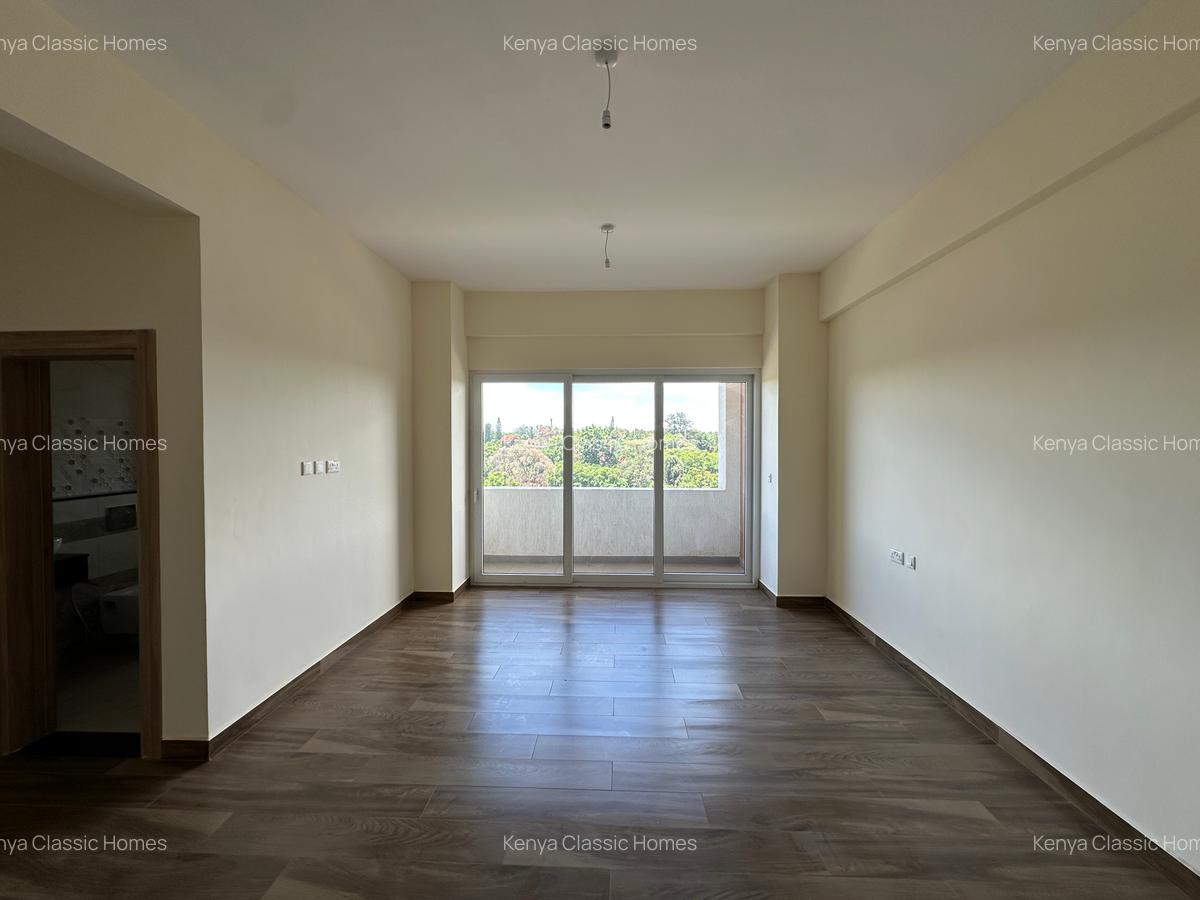 3 Bed Apartment with En Suite at Parklands - 13